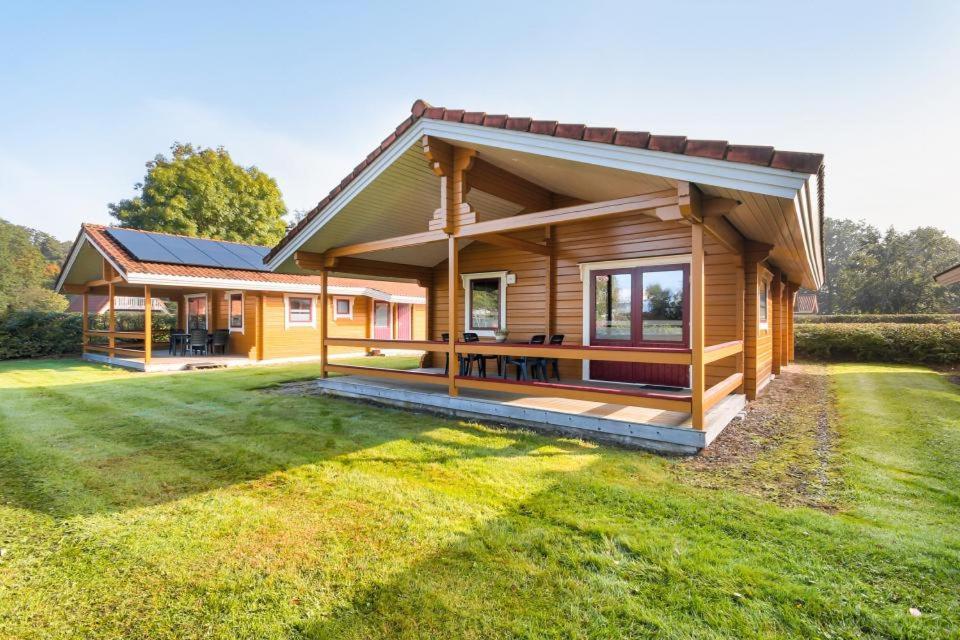 Lupine Lodge Gramsbergen Екстериор снимка